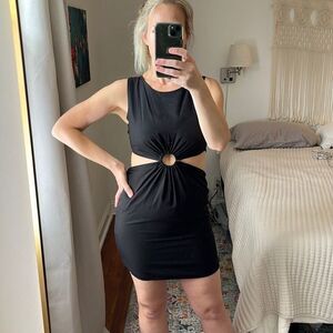 Ever After Sleeveless Ring Cut Out Black‎ Minidress Size Medium